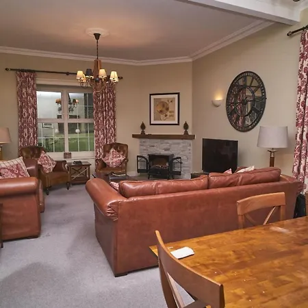 Дом отдыха Bakers Rest Ideal For 2 Families Centrally Located In With Walks From The Door *