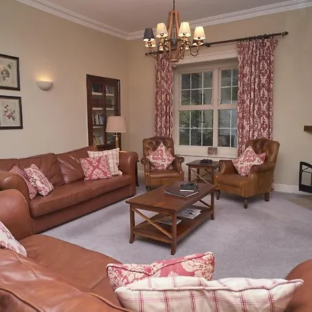 Bakers Rest Ideal For 2 Families Centrally Located In With Walks From The Door Грасмир